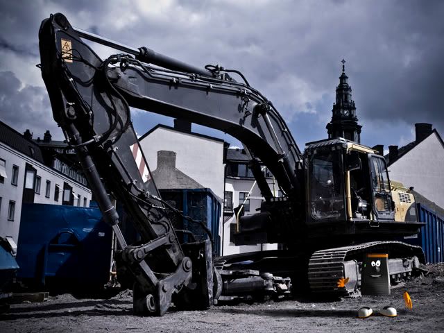 the dark digger photo bob-basic-digger-08a.jpg