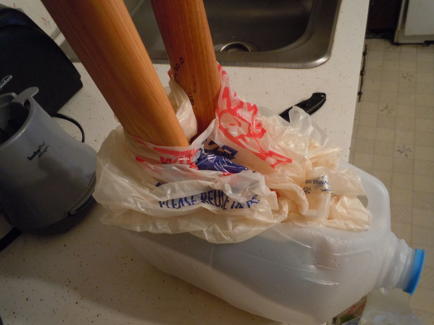 Linseed oil Axe Soak IAWoodsman's technique Pictures Bushcraft