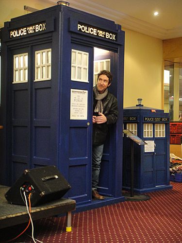 paul_in_tardis.jpg