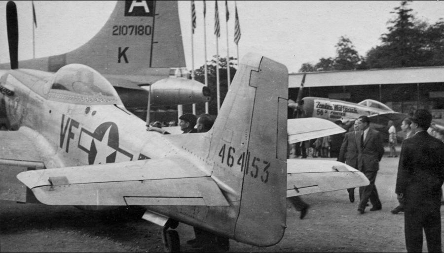  photo 464153EiffelP-51_zpsaa25fdfb.jpg