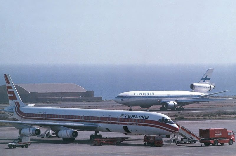 http://i809.photobucket.com/albums/zz20/A30yoyo/sterling-DC-8-finnair-Dc-10.jpg
