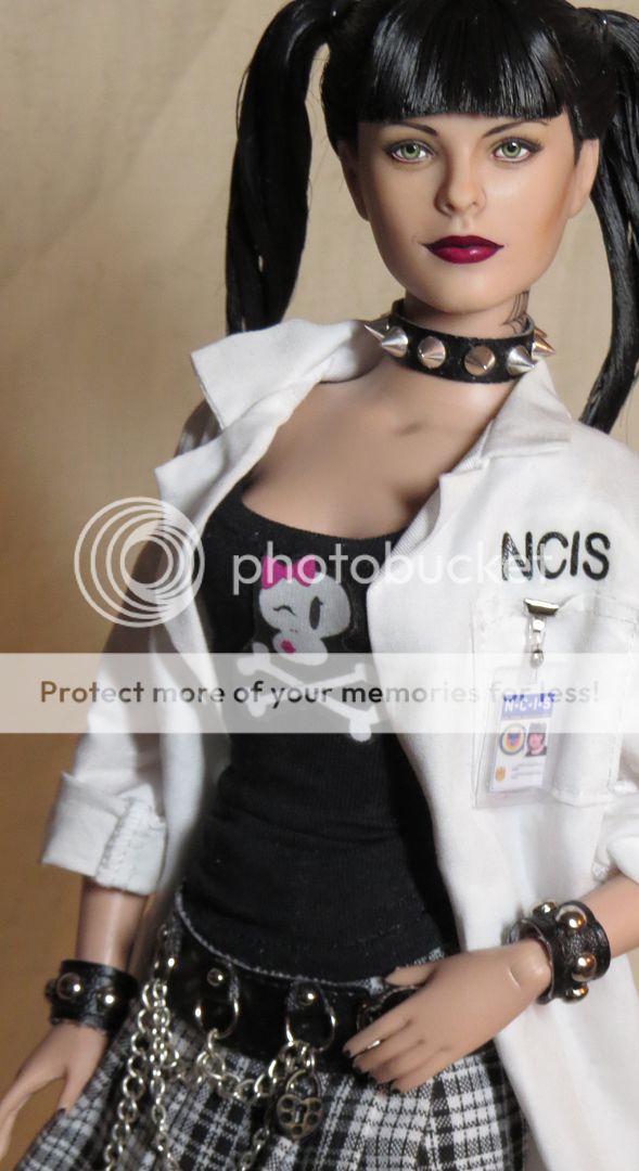 OOAK NCIS Abby Sciuto Pauley Perrette Custom Tonner Action Figure Doll Repaint